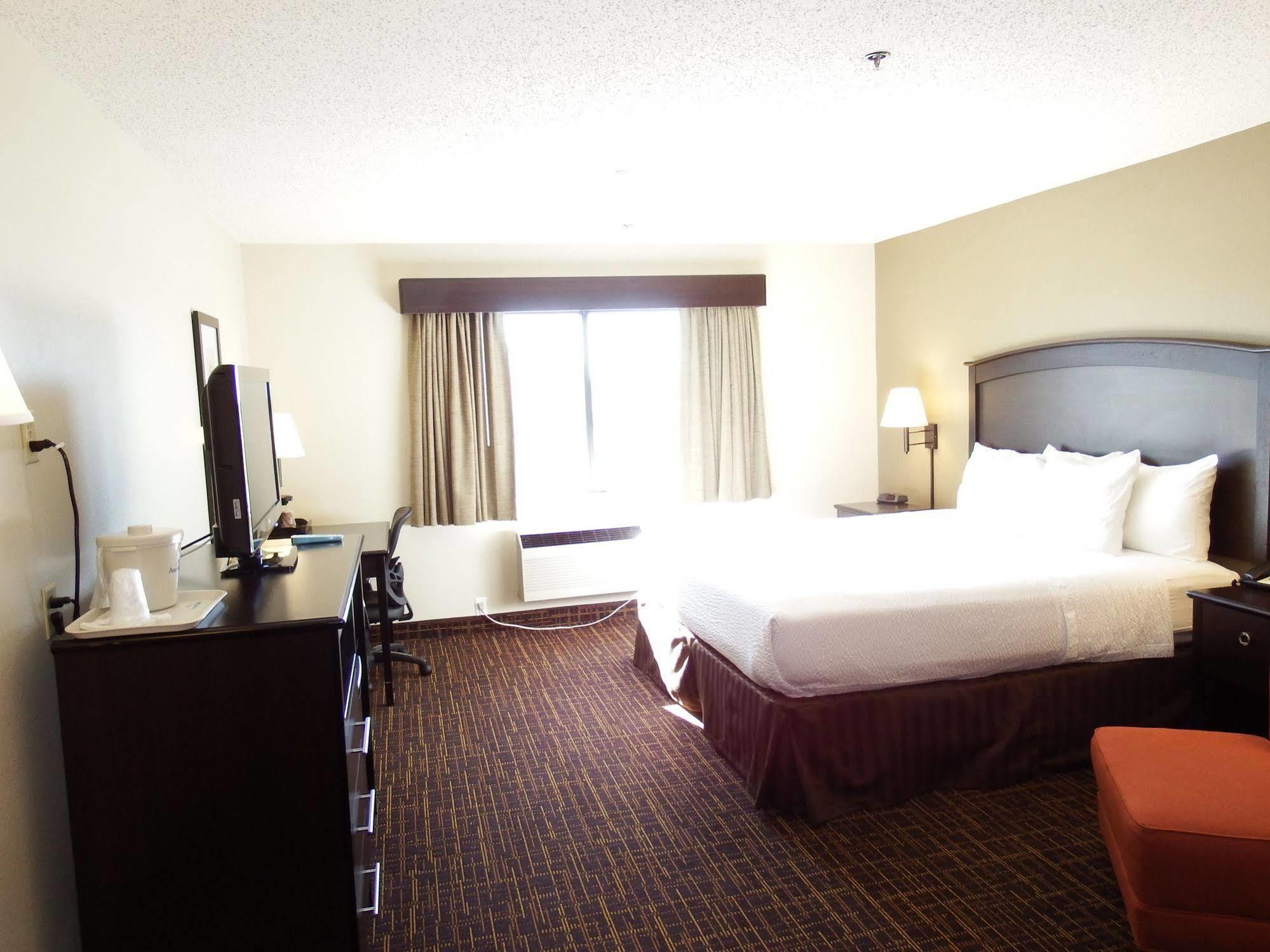 Americinn By Wyndham Peoria Exterior photo